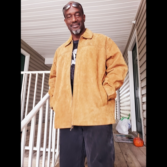 BLACK FRIDAY SALE!!!!                 Men's Suede Jacket - Picture 6 of 7